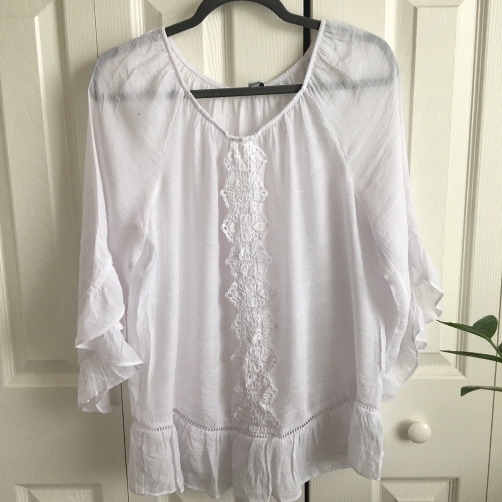 White ruffle top